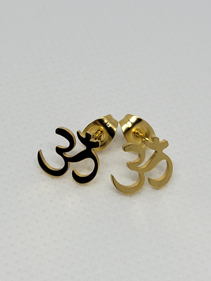 THE SIMPLE OM Minimalist EARRING